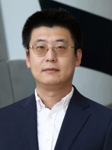 Han Gao head shot photo taken in Howe Hall lobby